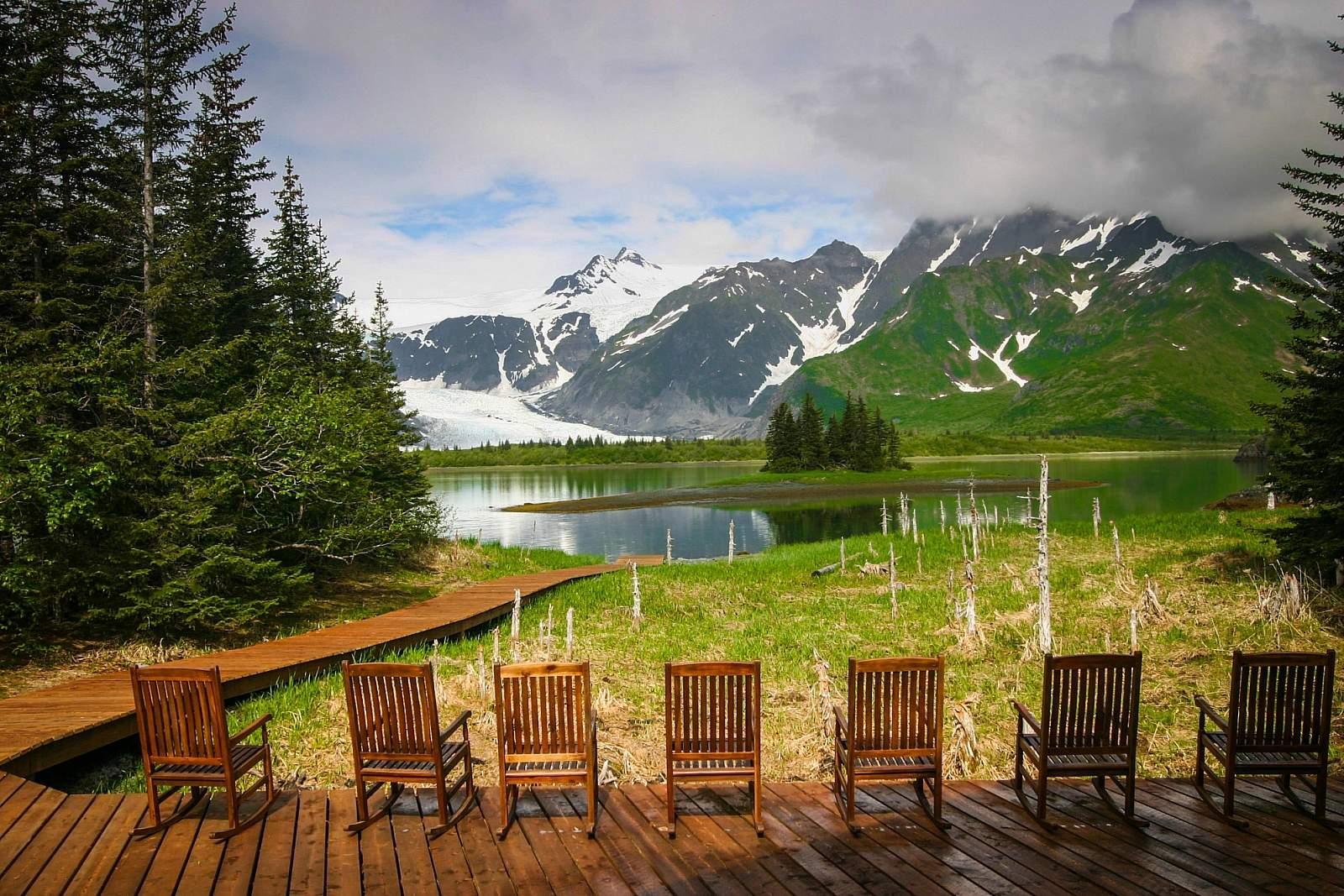 Kenai Fjords Glacier Lodge Kfgl Deck2019
